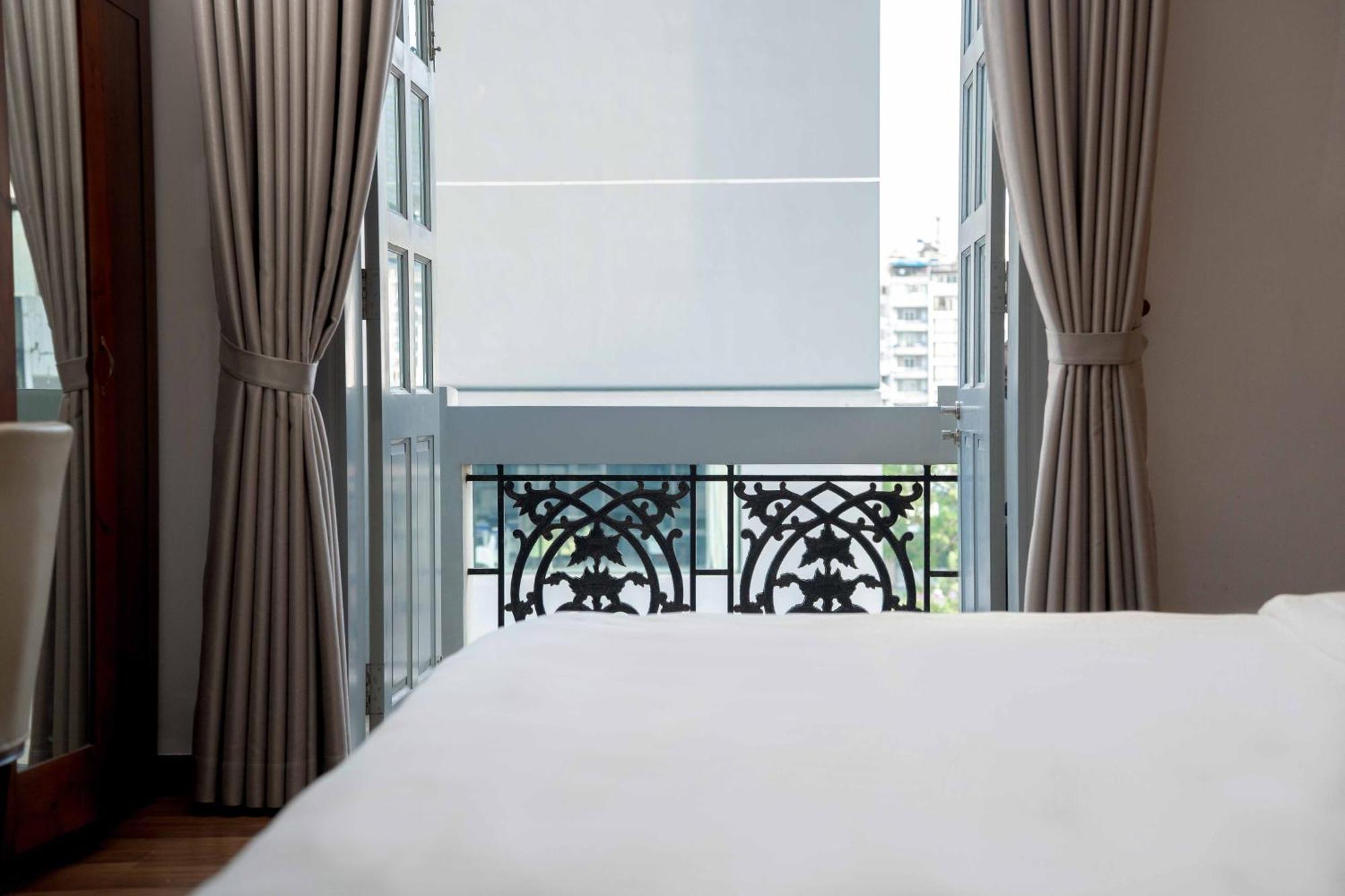 Rembrandt Hotel Nha Trang Exterior foto